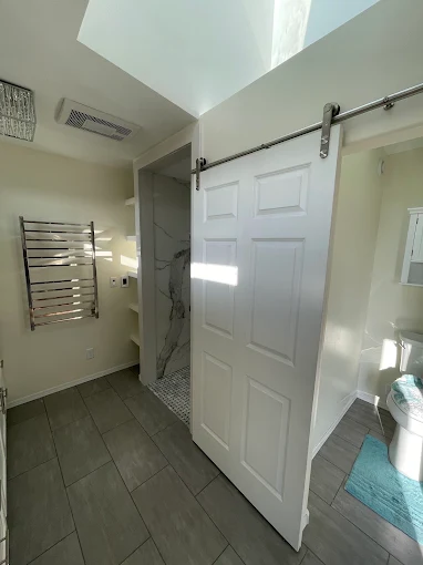 Modern Bathroom Suite